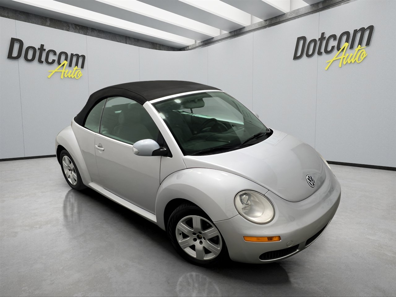 Used 2007 Volkswagen Beetle Convertible w/ Package 1 image 14