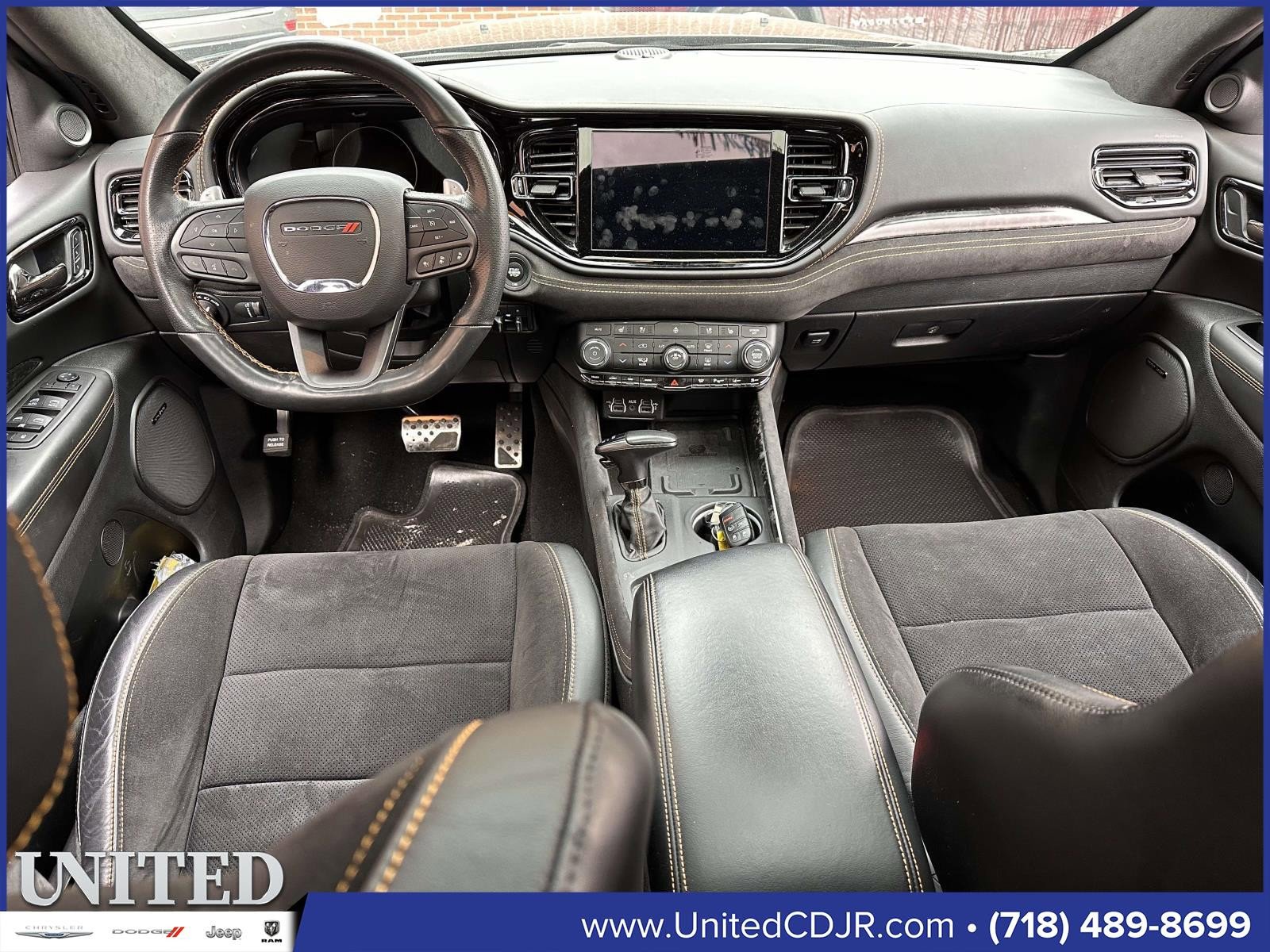 Used 2023 Dodge Durango R/T w/ Hemi Orange Plus Package image 21