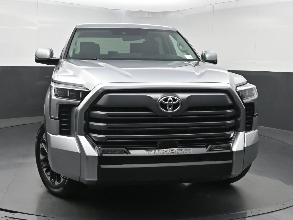 Used 2022 Toyota Tundra Limited AWD/4WD image 43