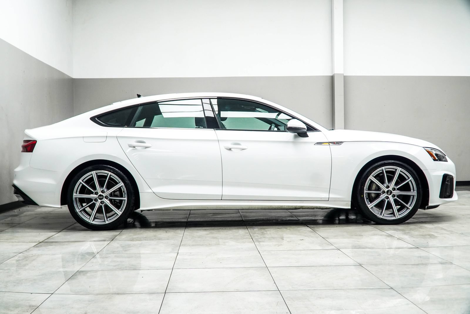 Used 2025 Audi A5 2.0T Premium Plus AWD/4WD image 7