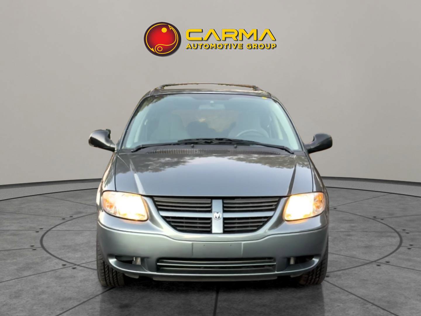 Used 2005 Dodge Grand Caravan SE image 12