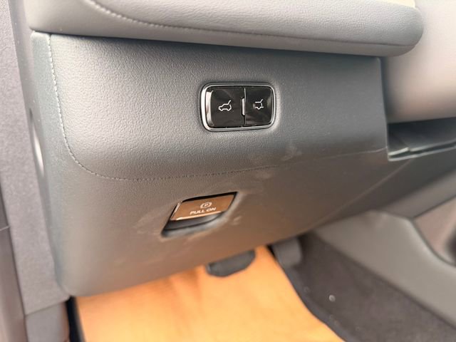 New 2025 Lincoln Navigator Reserve w/ Jet Appearance Package image 24