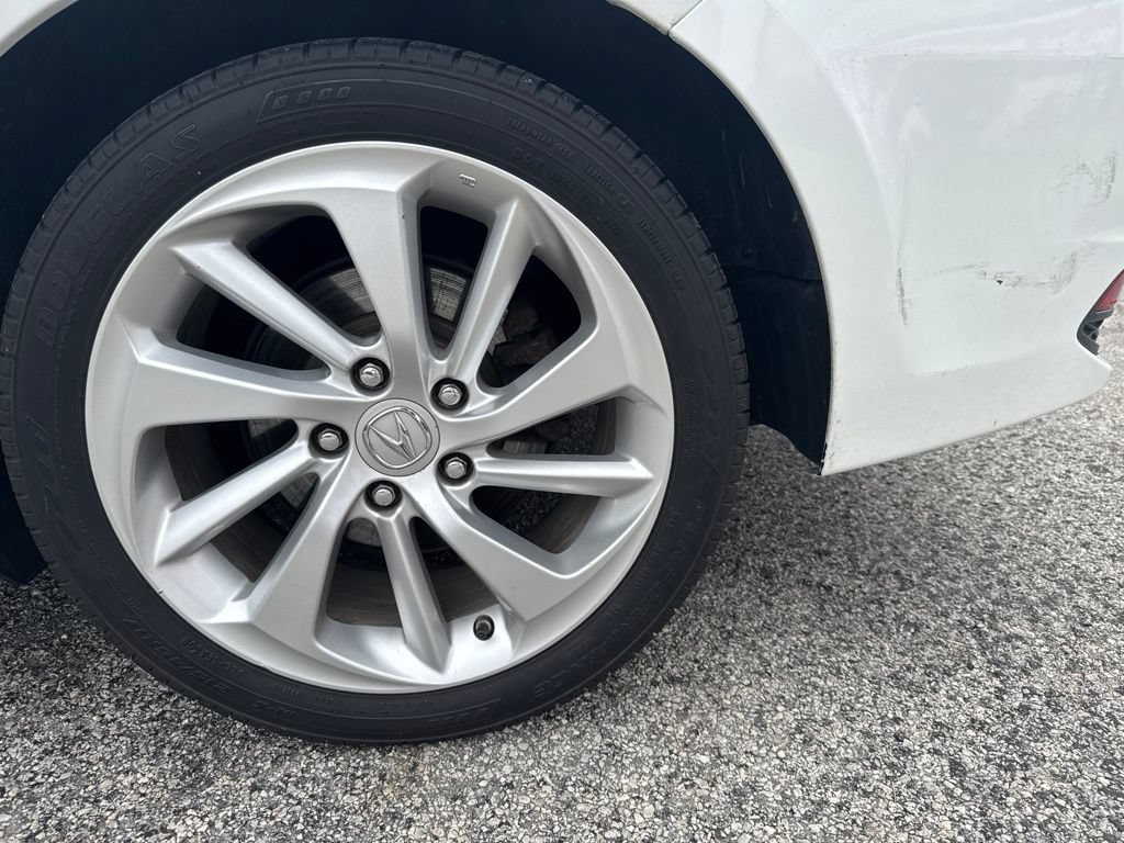 Used 2016 Acura ILX FWD image 4