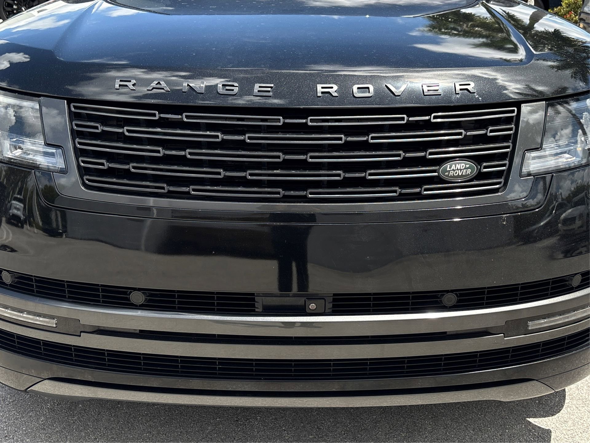 Used 2023 Land Rover Range Rover SE image 12