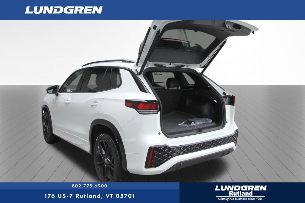 New 2026 Volkswagen Tiguan SE R-Line image 6