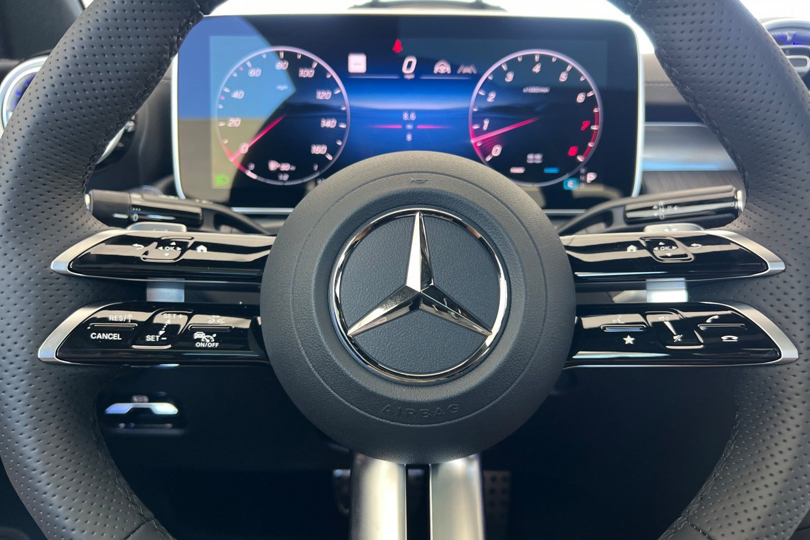 New 2026 Mercedes-Benz CLE 300 4MATIC Coupe image 10