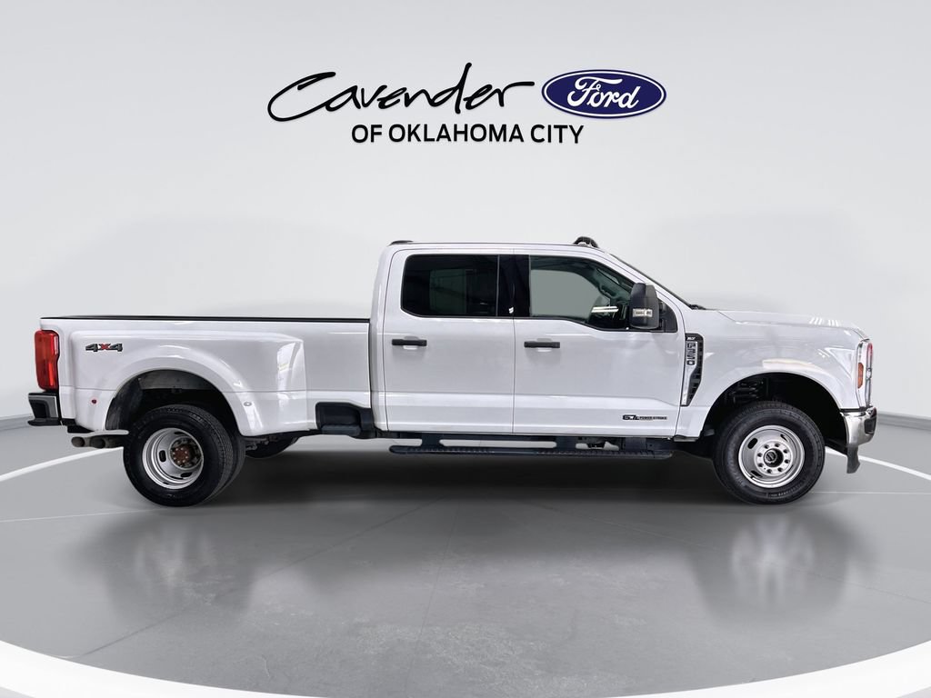 Used 2025 Ford F350 XLT AWD/4WD image 9