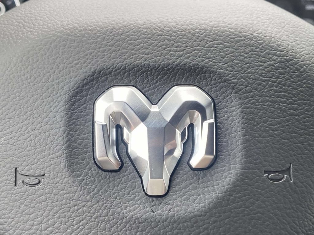 New 2026 RAM 3500 Big Horn AWD/4WD image 29
