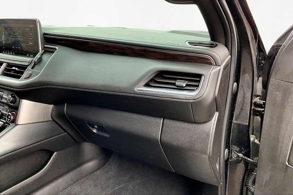 Used 2021 Chevrolet Tahoe Z71 w/ Luxury Package image 19