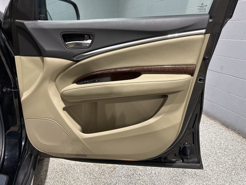 Used 2020 Acura MDX SH-AWD image 17
