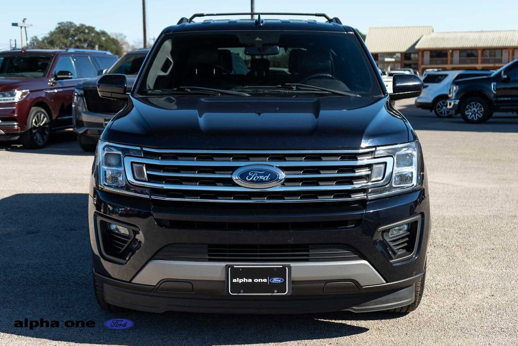 Used 2021 Ford Expedition XLT RWD image 2