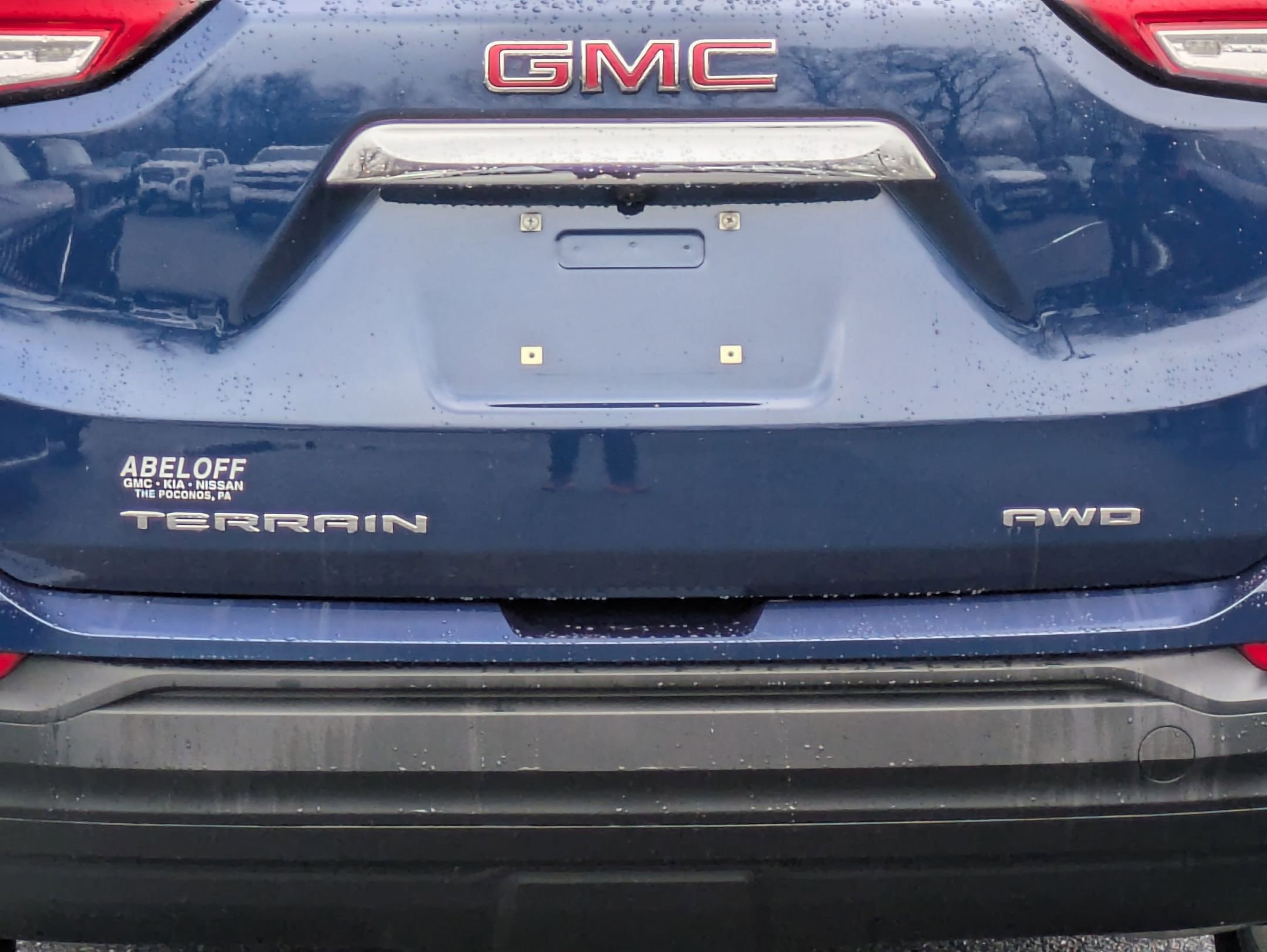 Used 2022 GMC Terrain SLE w/ Driver Convenience Package image 25