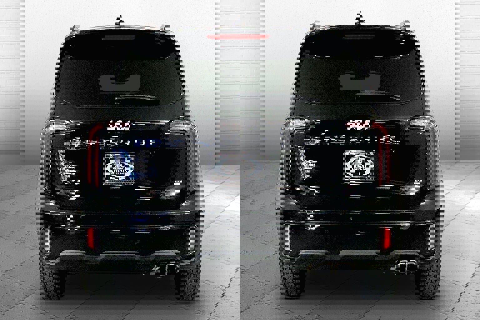 Used 2024 Kia Telluride SX X-Pro image 3