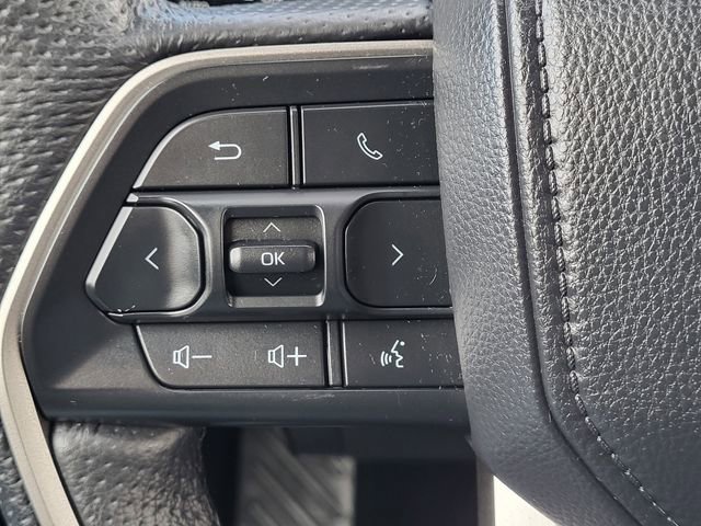 Used 2024 Toyota Tacoma SR5 AWD/4WD image 16