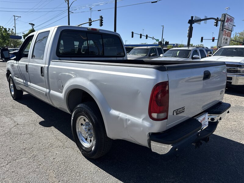 Used 2001 Ford F250 XLT RWD image 3