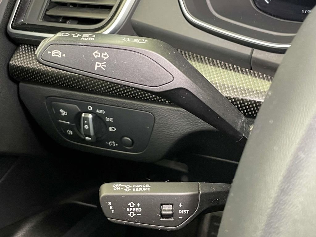 Certified 2022 Audi SQ5 Premium Plus w/ Premium Plus Package image 42