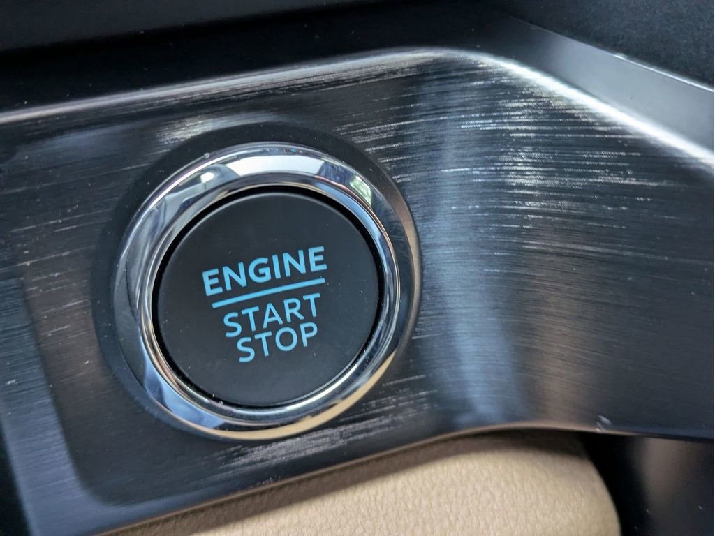 New 2026 Ford F250 Lariat w/ Lariat Ultimate Package image 24