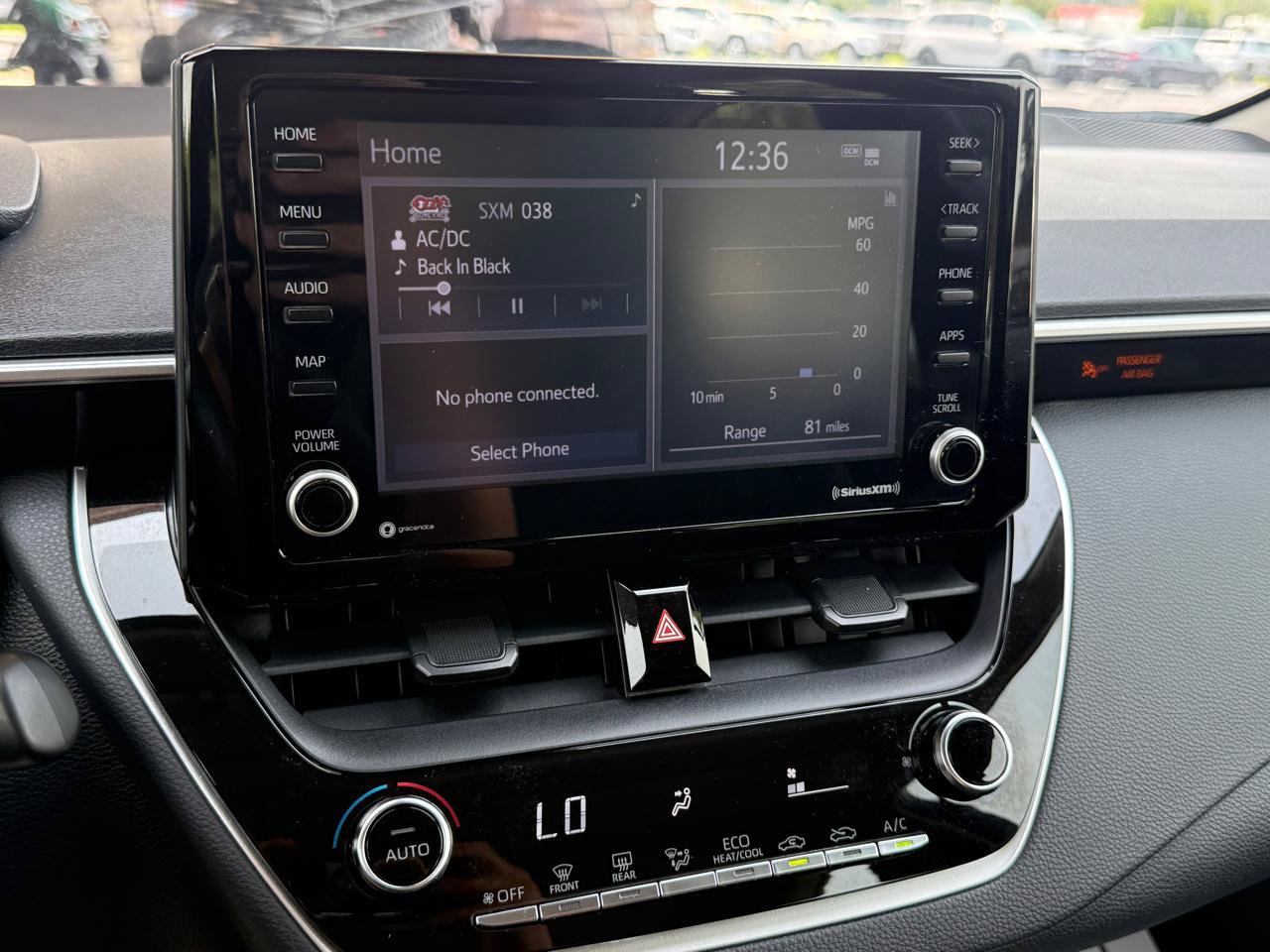 Used 2022 Toyota Corolla LE FWD image 23