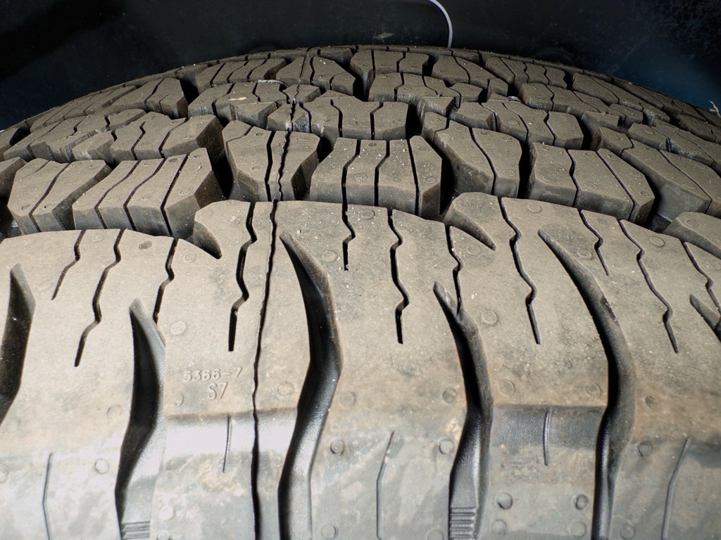 Used 2024 Rivian R1T Adventure Dual AWD/4WD image 38
