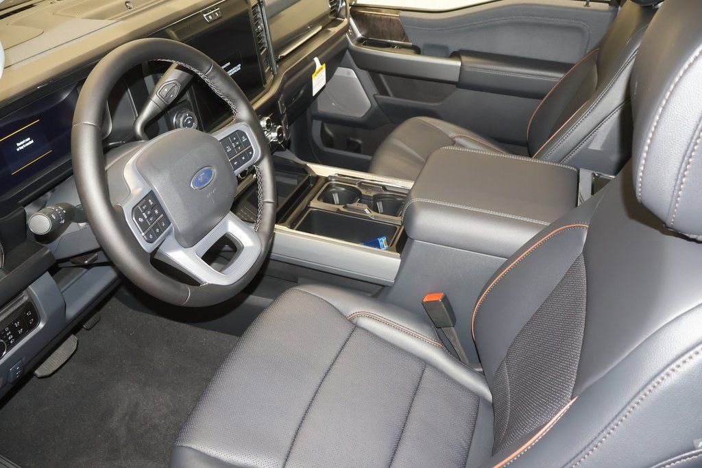 New 2025 Ford F350 Lariat w/ Lariat Ultimate Package image 27