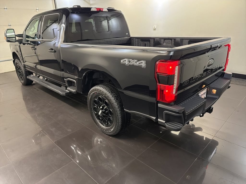 New 2026 Ford F250 Lariat w/ Black Appearance Package AWD/4WD image 4