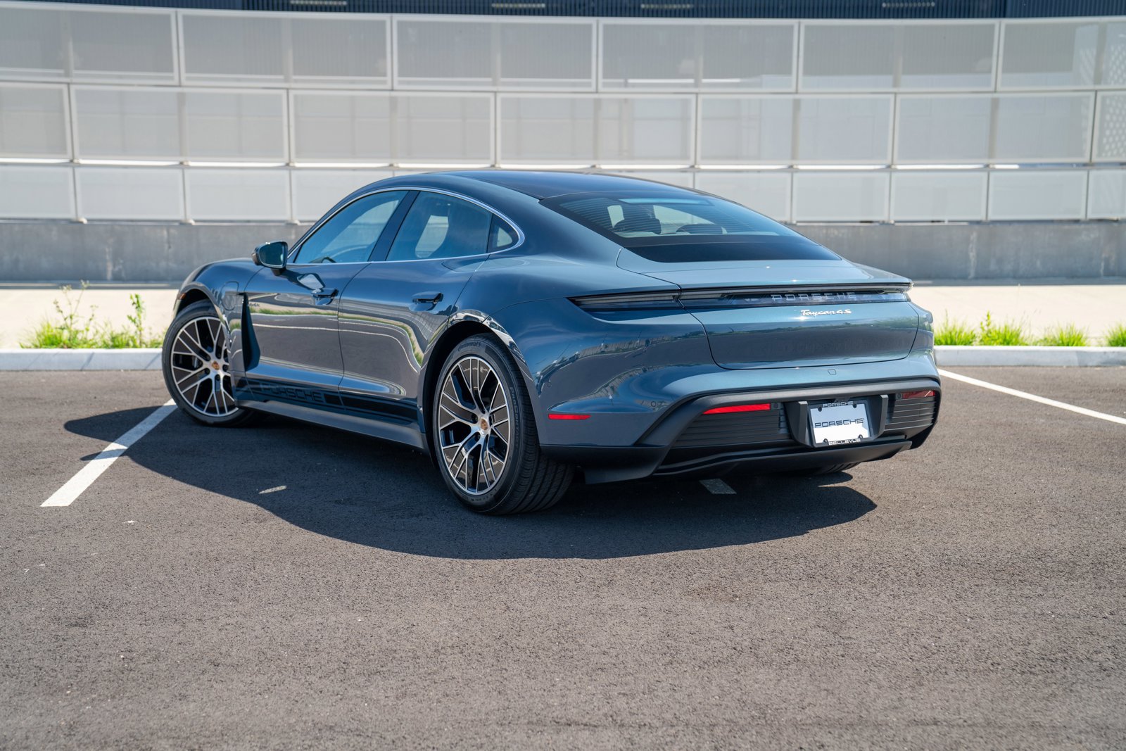 New 2026 Porsche Taycan 4S AWD/4WD image 3