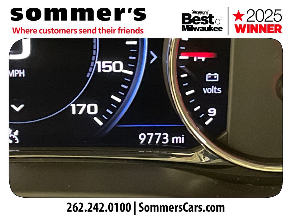 Used 2023 GMC Acadia Denali w/ Denali Ultimate Package image 14