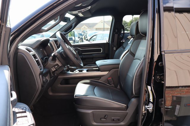 Used 2025 RAM 2500 Laramie image 13