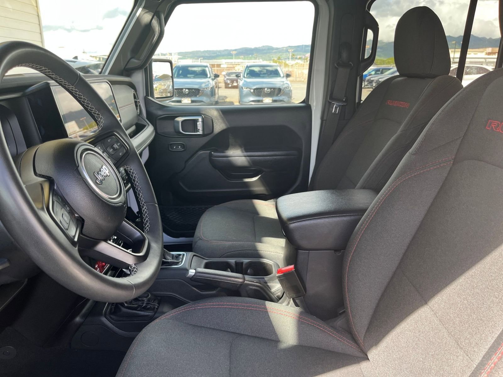 Used 2025 Jeep Wrangler Rubicon image 27