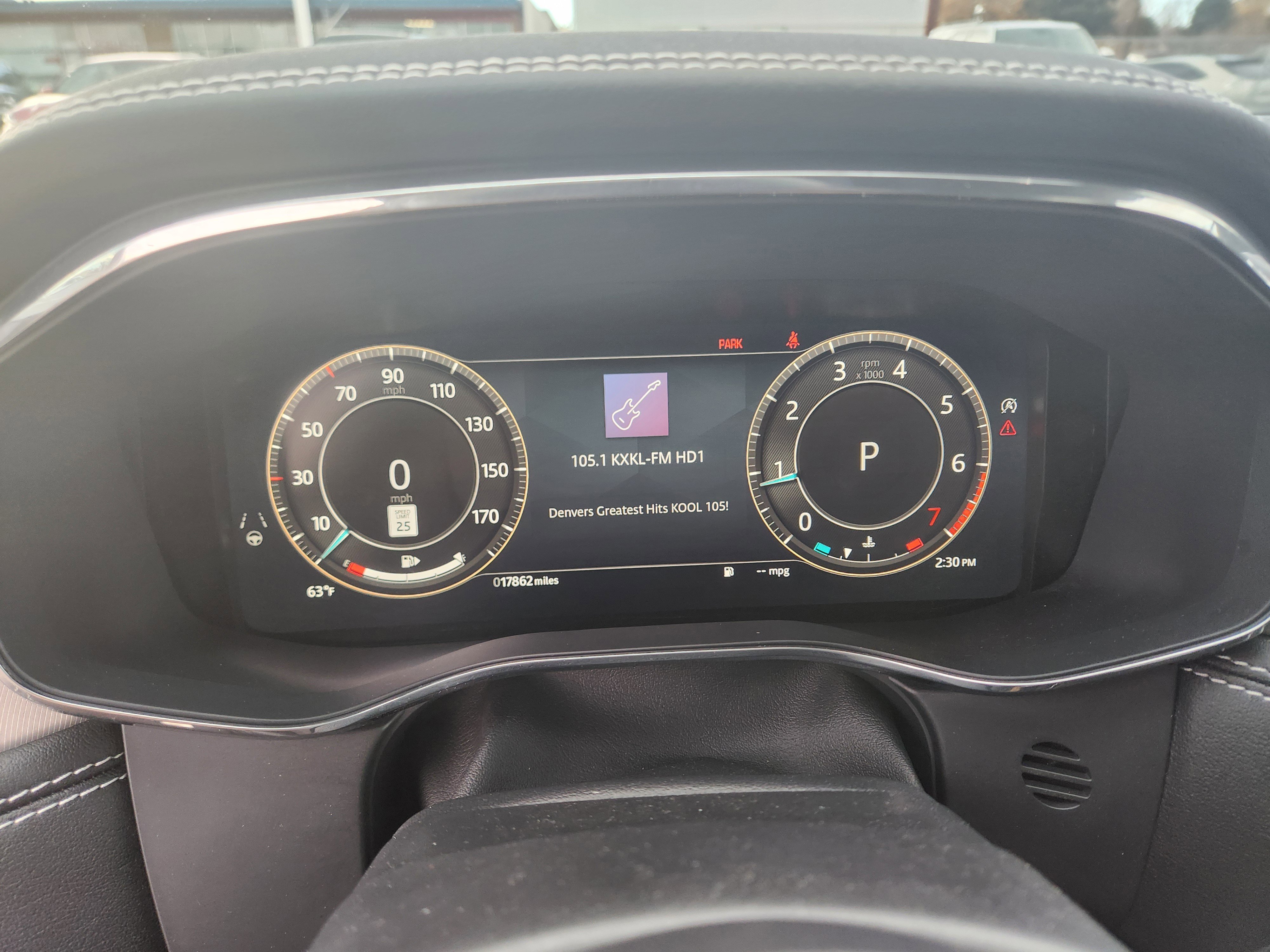 Used 2024 Jaguar F-PACE R-Dynamic S image 8