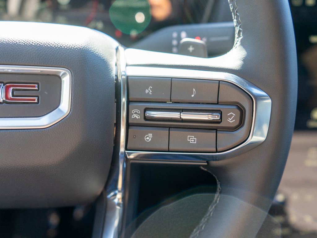 New 2026 GMC Terrain Elevation w/ Elevation Premium Package AWD/4WD image 18