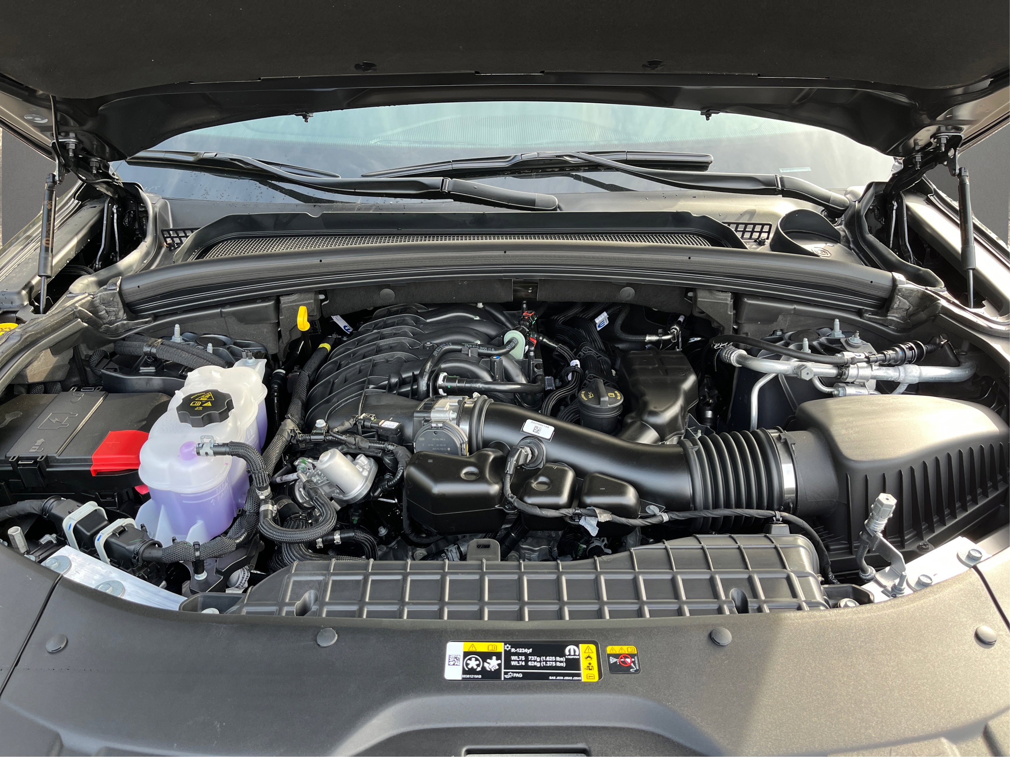 New 2025 Jeep Grand Cherokee Limited w/ Black Appearance Package image 31