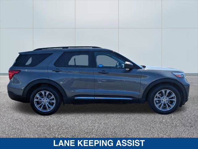 Certified 2023 Ford Explorer XLT w/ Equipment Group 202A RWD image 6