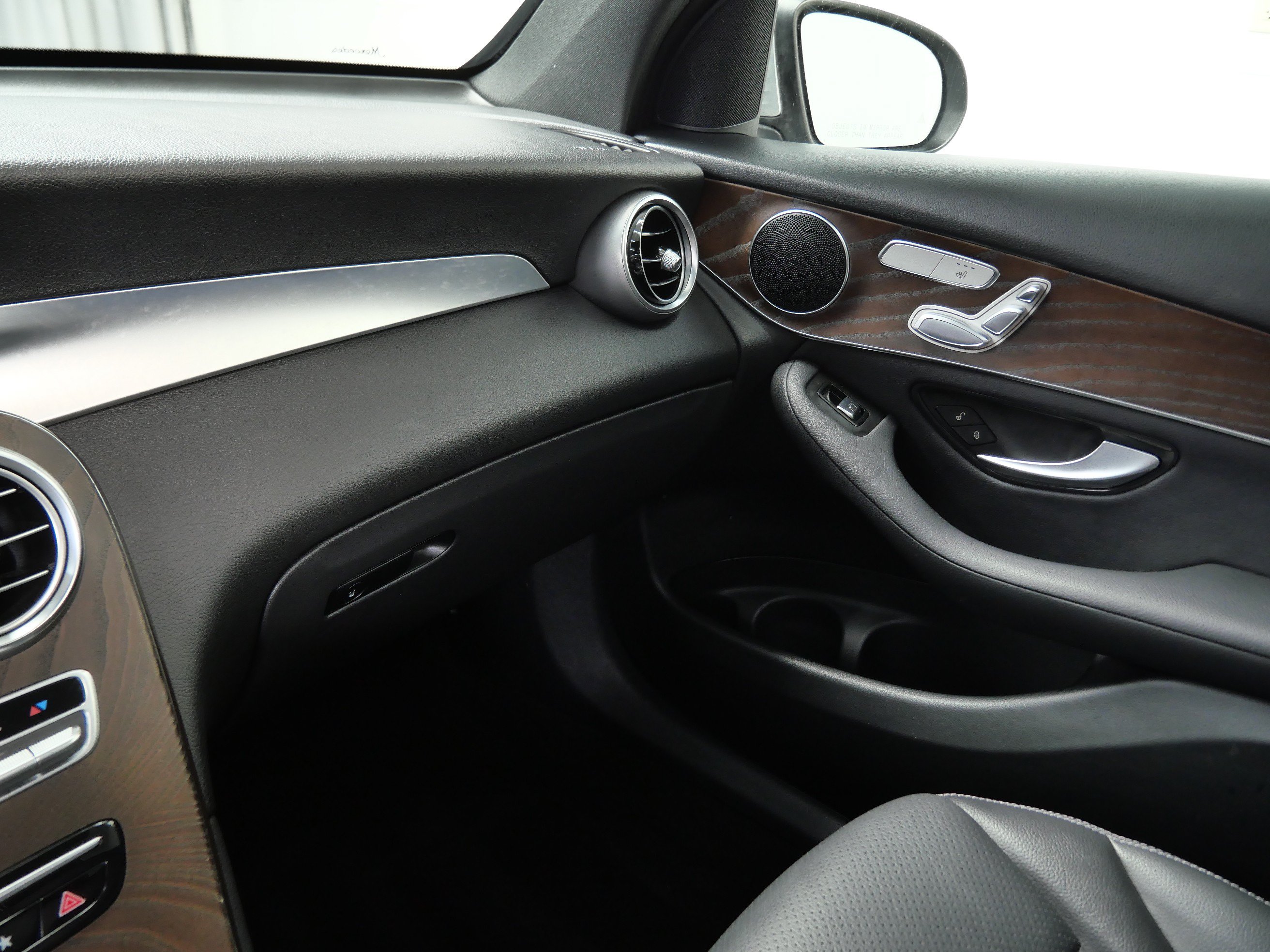 Certified 2021 Mercedes-Benz GLC 300 4MATIC image 20