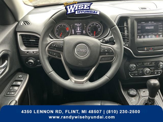 Used 2020 Jeep Cherokee Latitude Plus AWD/4WD image 16
