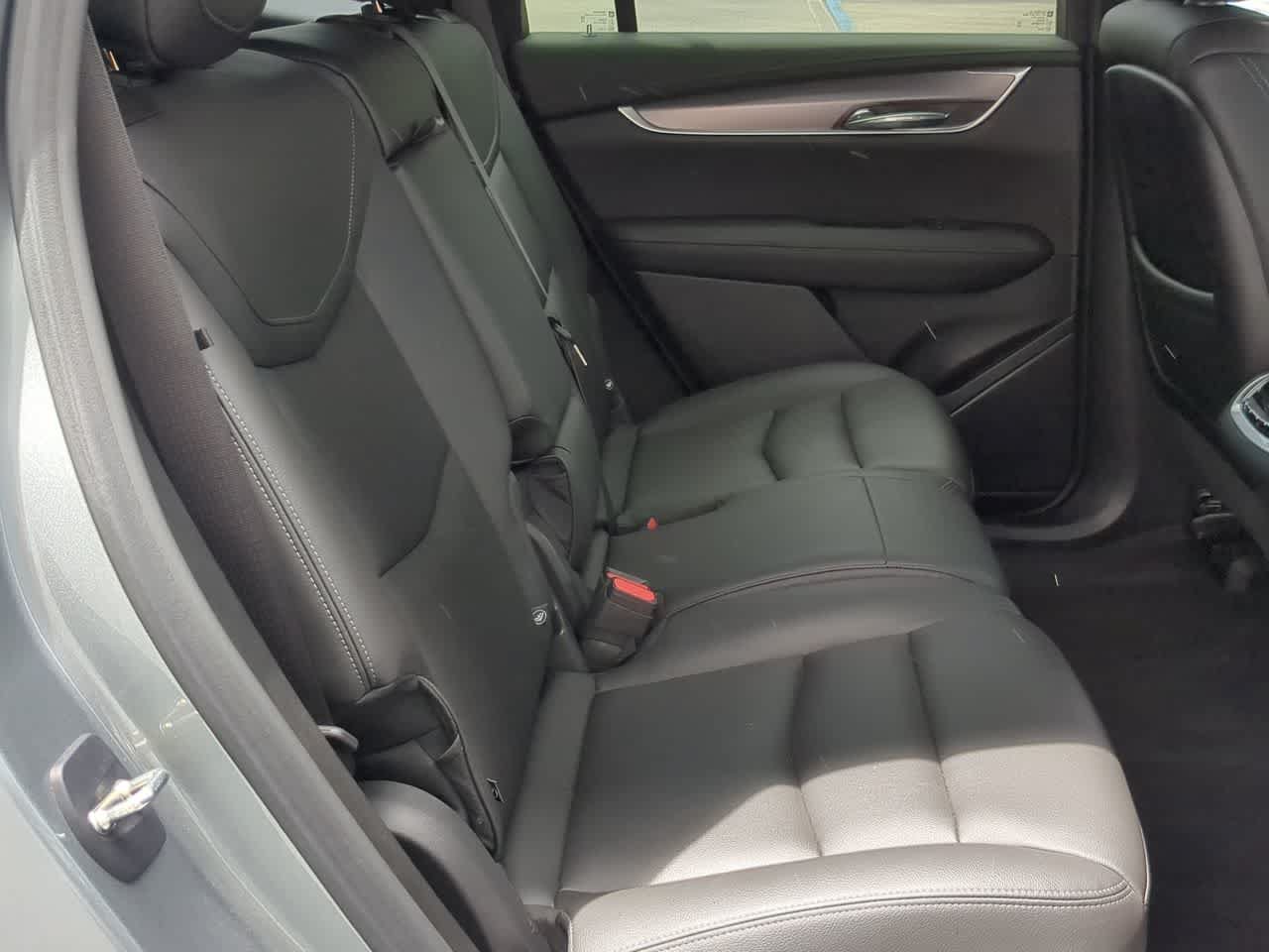 Used 2024 Cadillac XT6 Luxury FWD image 22