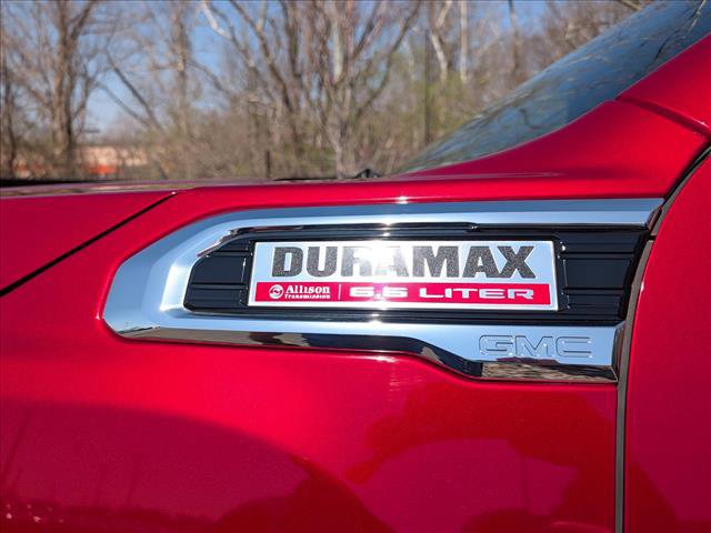 Used 2023 GMC Sierra 2500 SLT w/ SLT Preferred Package image 11