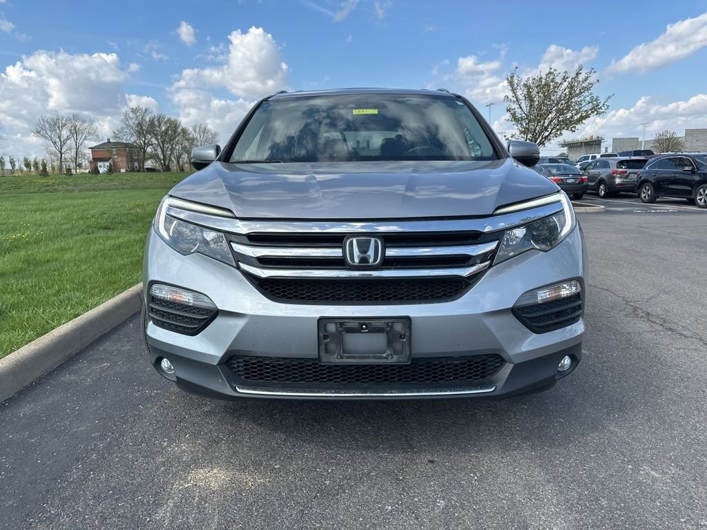 Used 2017 Honda Pilot Elite image 2