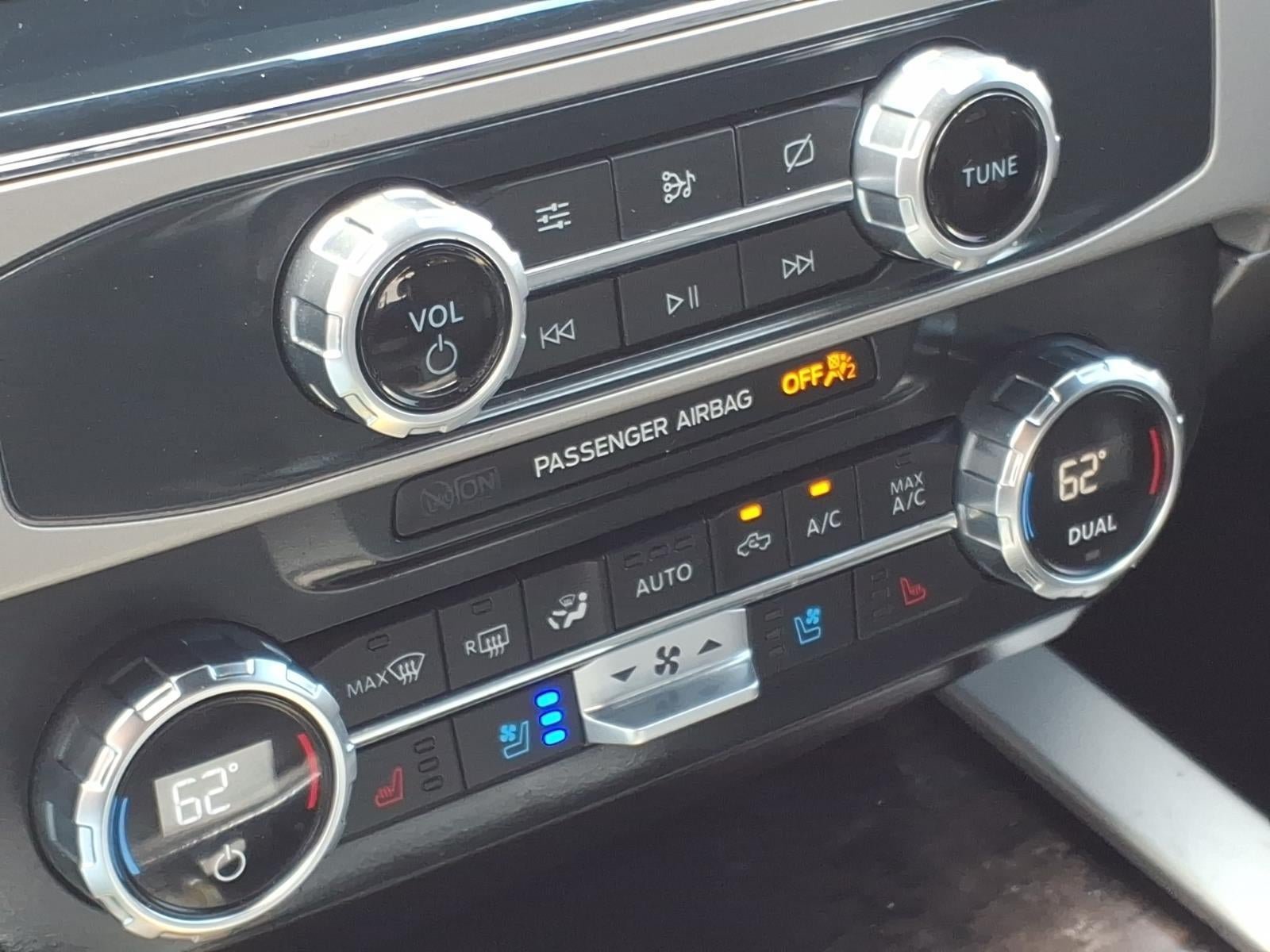 Used 2022 Ford F250 Lariat w/ Tremor Off-Road Package AWD/4WD image 26