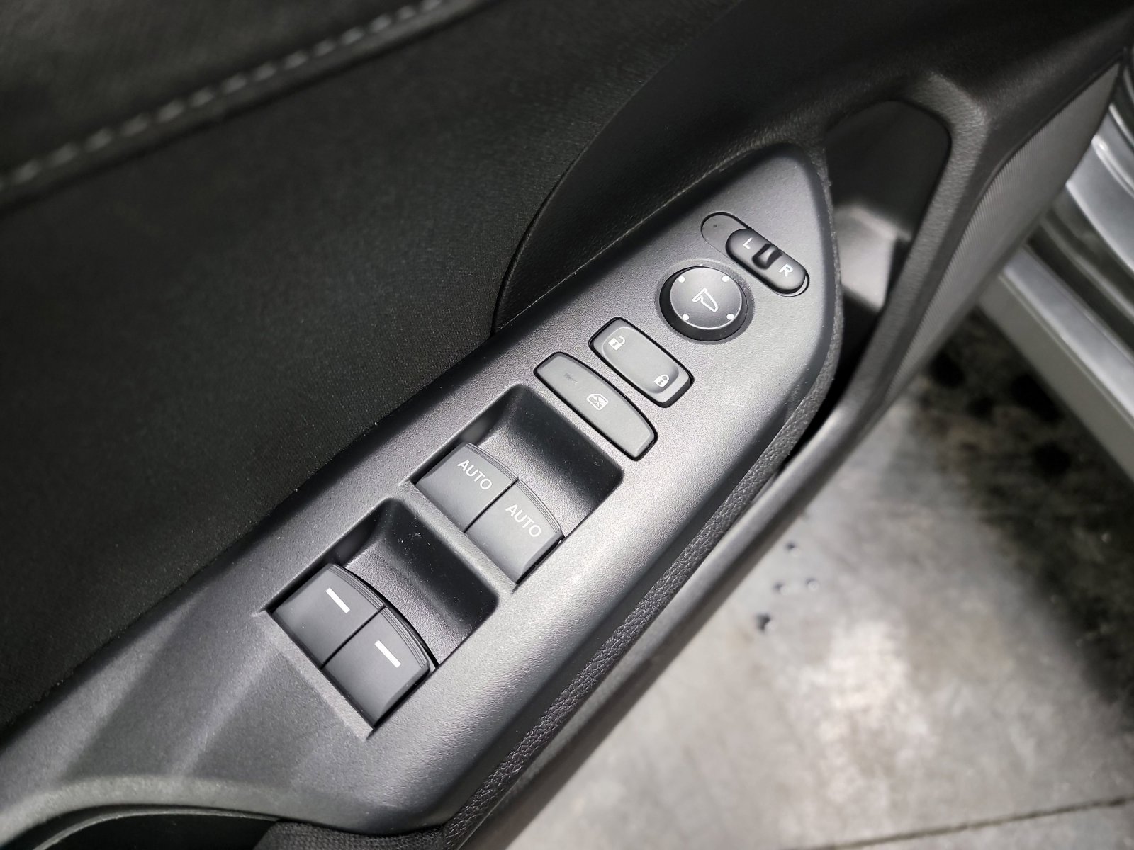 Used 2017 Honda Civic EX image 14