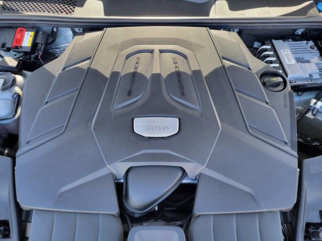 Used 2020 Porsche Cayenne image 19