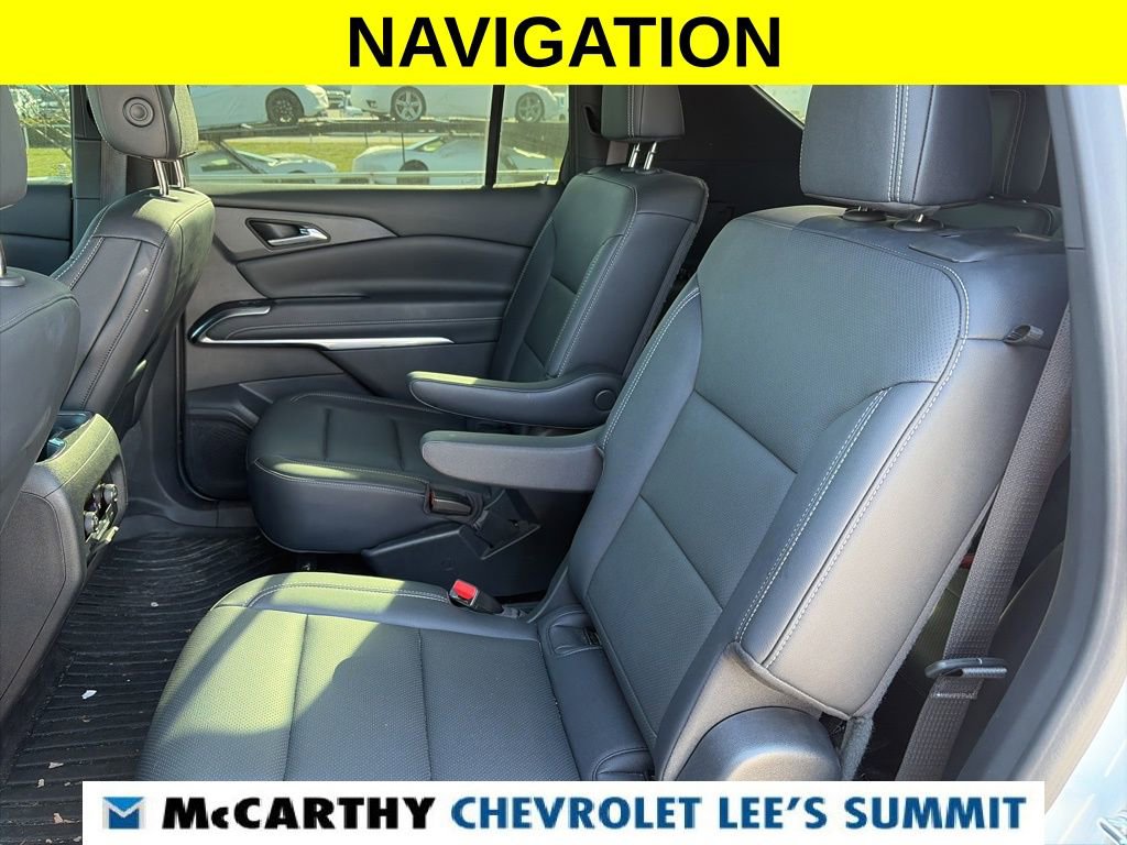 Used 2024 Chevrolet Traverse LT image 44