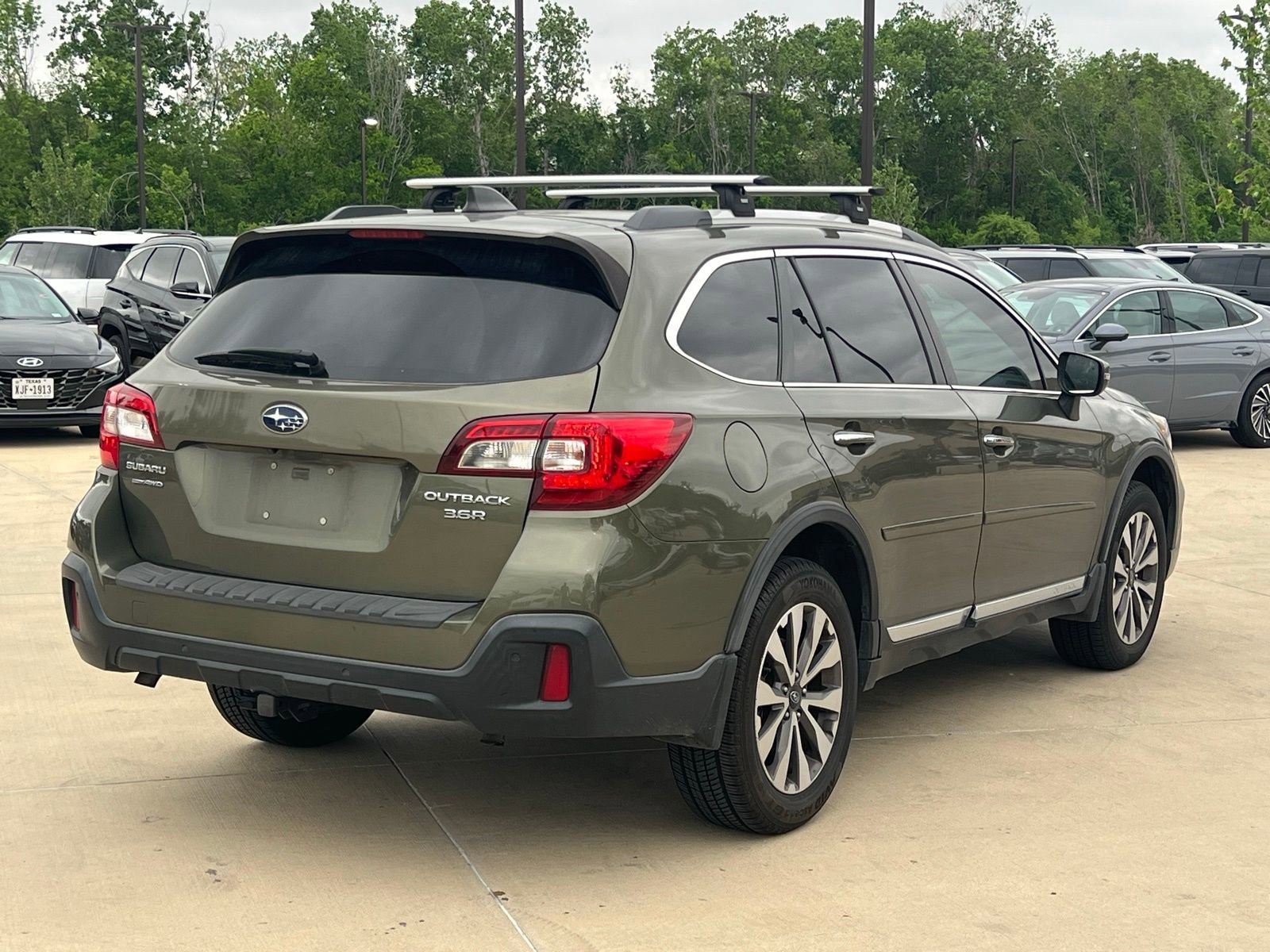 Used 2018 Subaru Outback 3.6R Touring w/ Protection Package #1 image 12