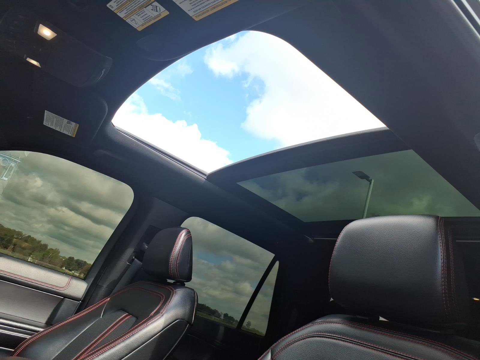 Used 2021 Ford Expedition Max Limited AWD/4WD image 17