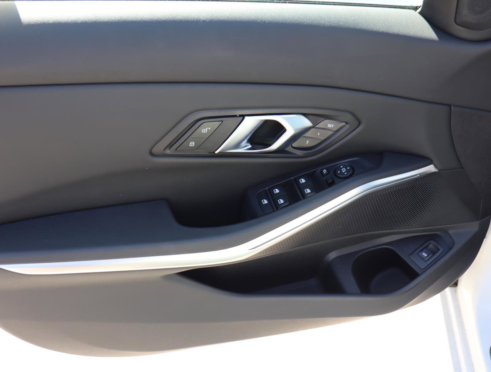 Used 2024 BMW 330i Sedan image 13