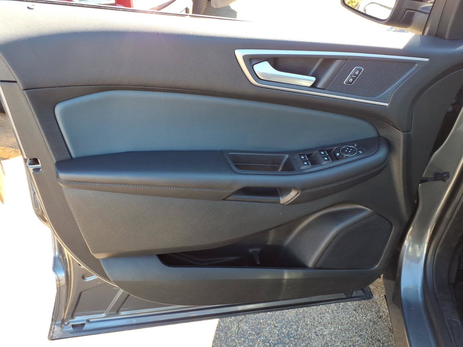 Used 2024 Ford Edge SEL w/ Sport Appearance Package AWD/4WD image 14