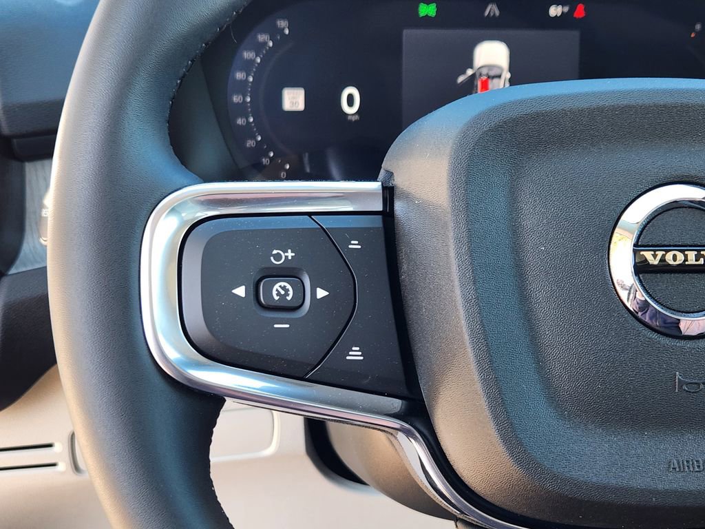 New 2026 Volvo XC40 B5 Ultra w/ Climate Package image 9