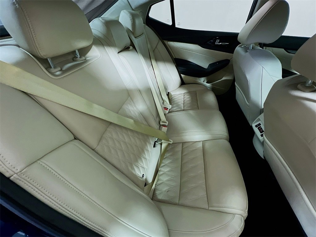 Used 2023 Nissan Maxima Platinum w/ Sport Mat Group image 23