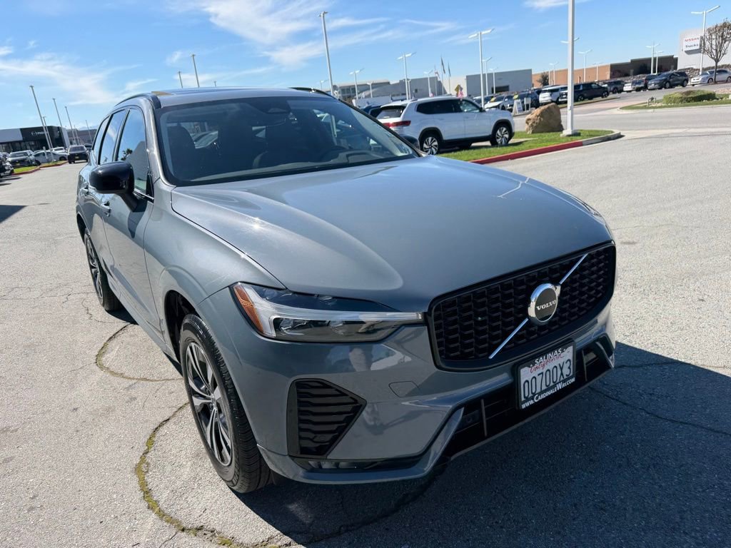 Used 2024 Volvo XC60 B5 Core image 8
