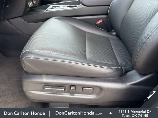 Used 2025 Honda Ridgeline RTL image 12